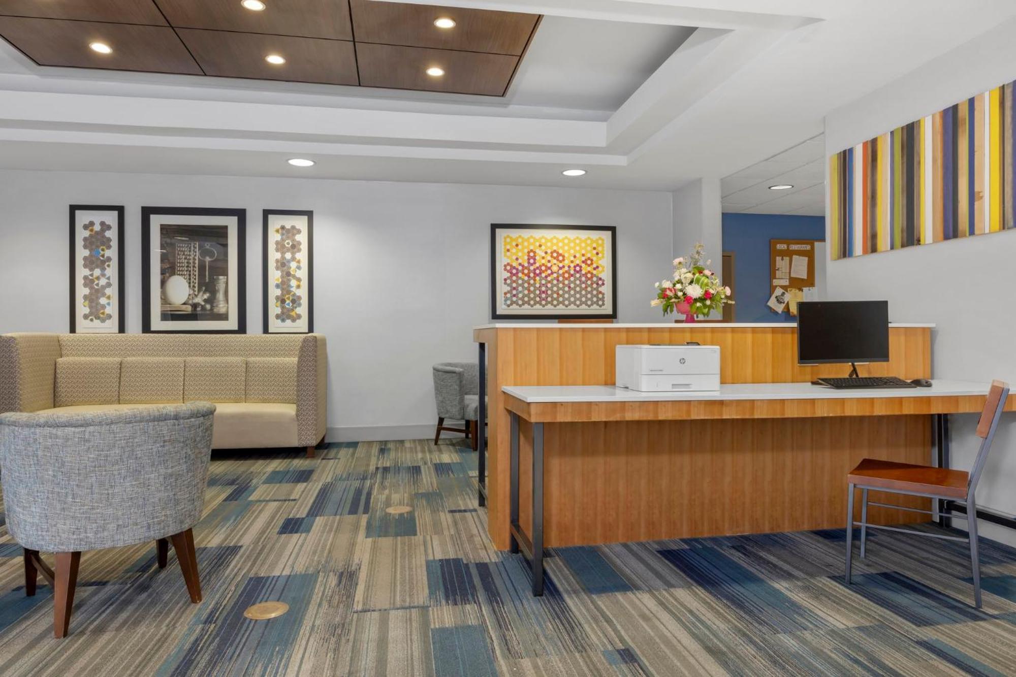 Holiday Inn Express Hotel & Suites West Coxsackie By Ihg Exterior foto