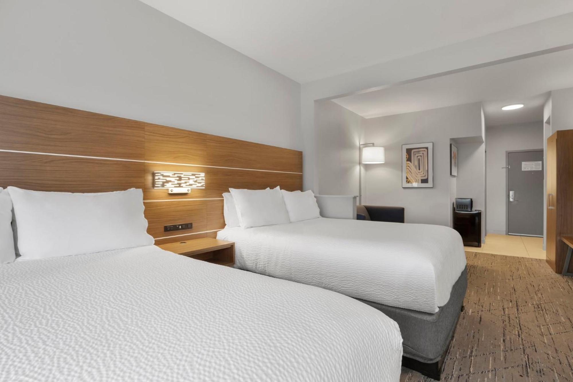 Holiday Inn Express Hotel & Suites West Coxsackie By Ihg Exterior foto