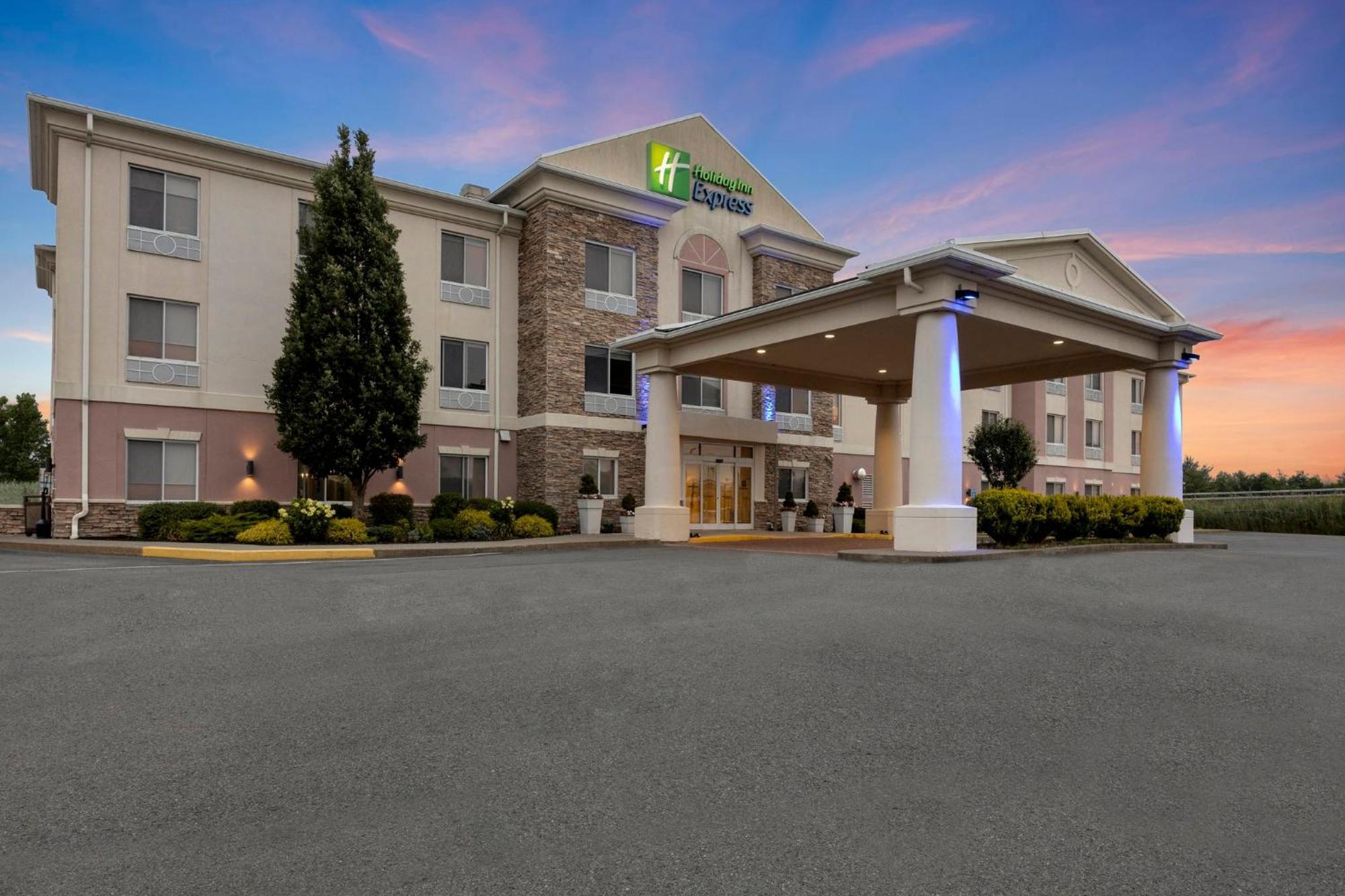Holiday Inn Express Hotel & Suites West Coxsackie By Ihg Exterior foto